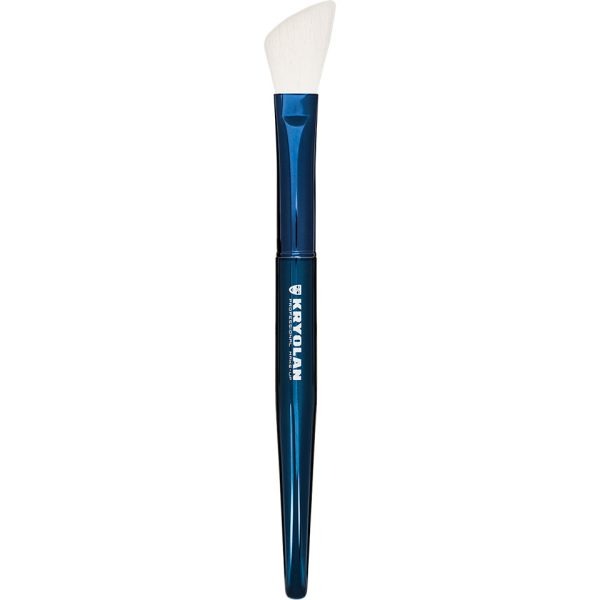 Kryolan Blue Master Contoured Blusher Brush 8950 професионална четка за руменило и обликување на образите